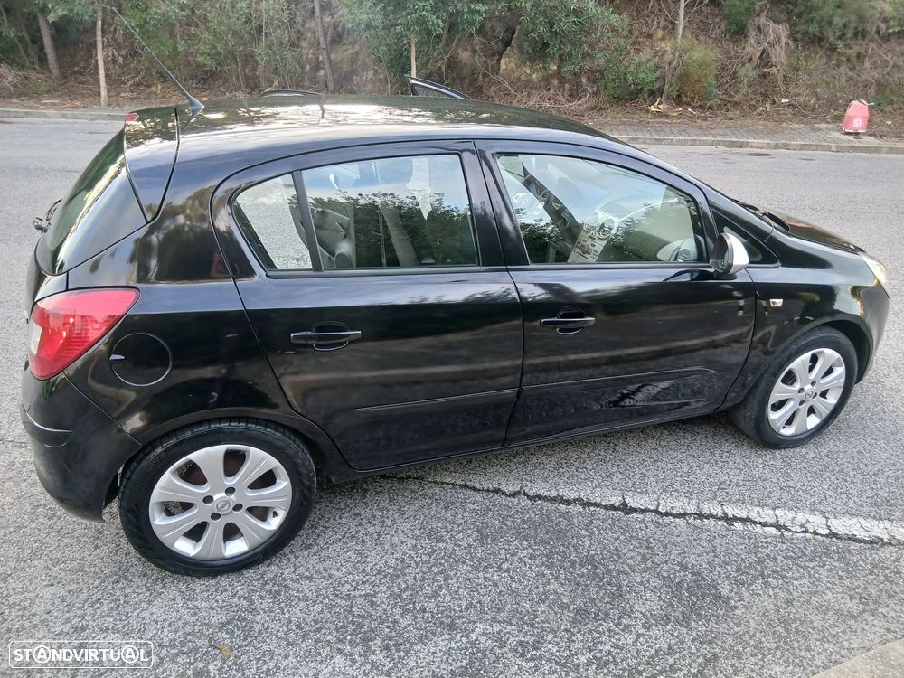 Opel Corsa 1.3 CDTi Enjoy EcoFLEX - 16