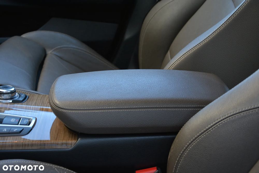 BMW X3 xDrive20d - 28
