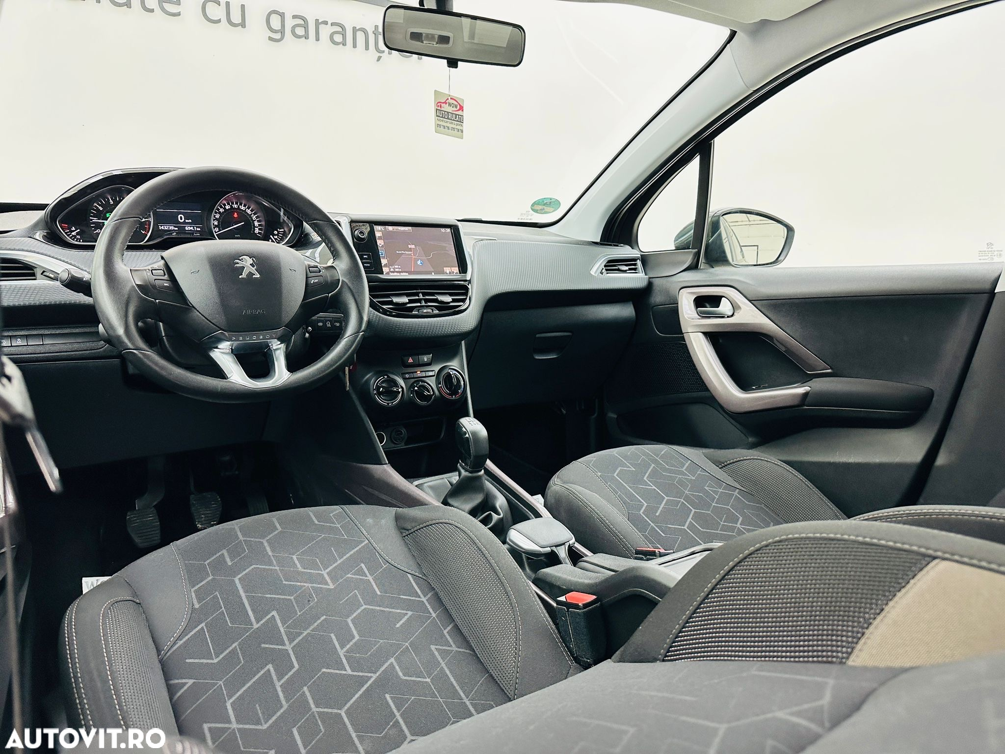 Peugeot 2008 - 22