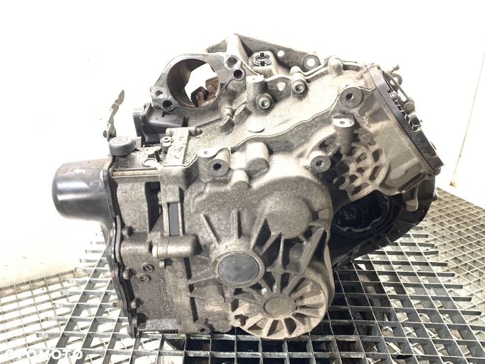 SKRZYNIA BIEGÓW  VW GOLF VII (5G1, BQ1, BE1, BE2) 2012 - 2022 1.4 TSI 90 kW [122 KM] benzyna 2012 - - 4