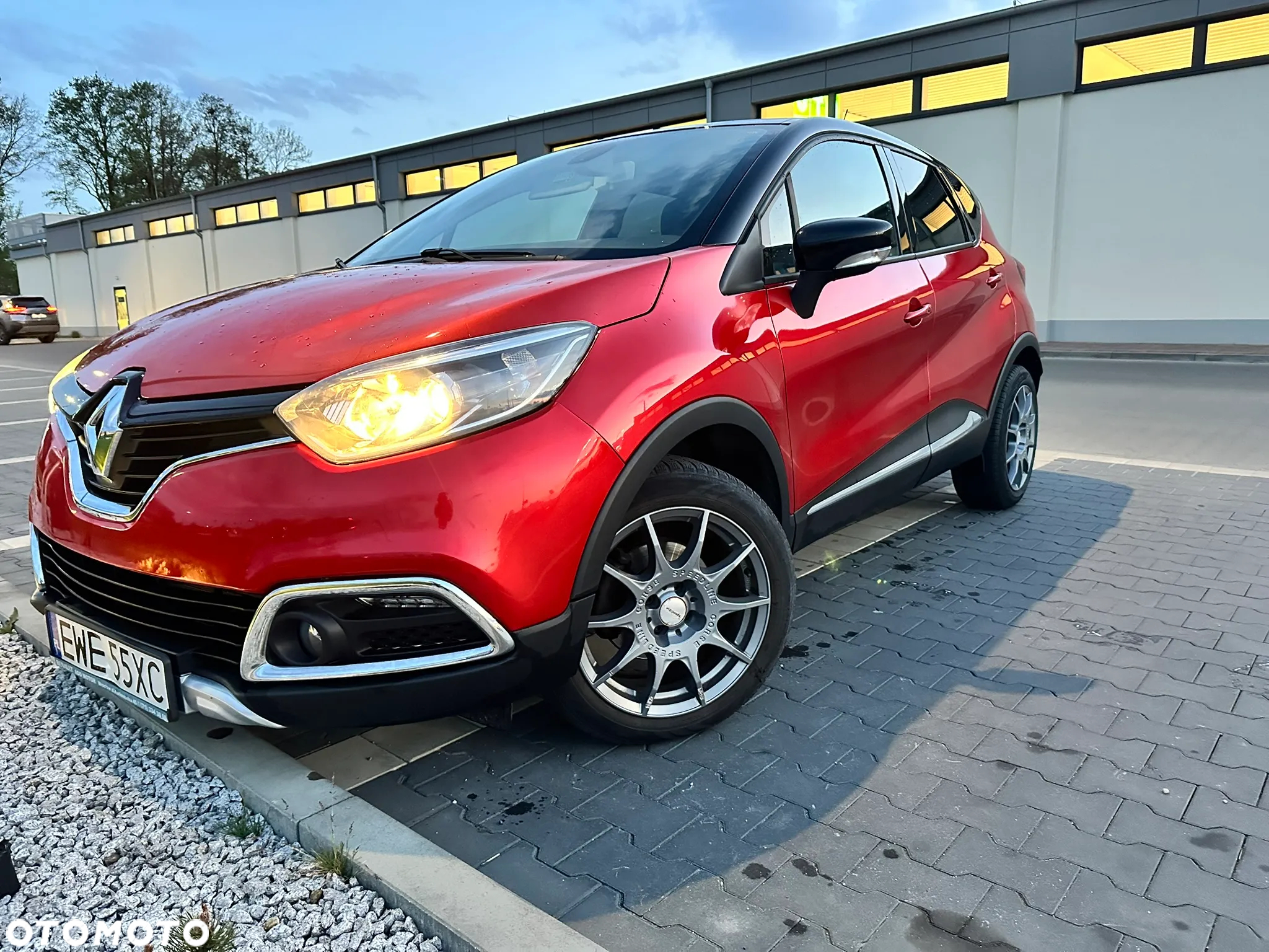 Renault Captur 1.2 Energy TCe XMOD EDC EU6 - 4