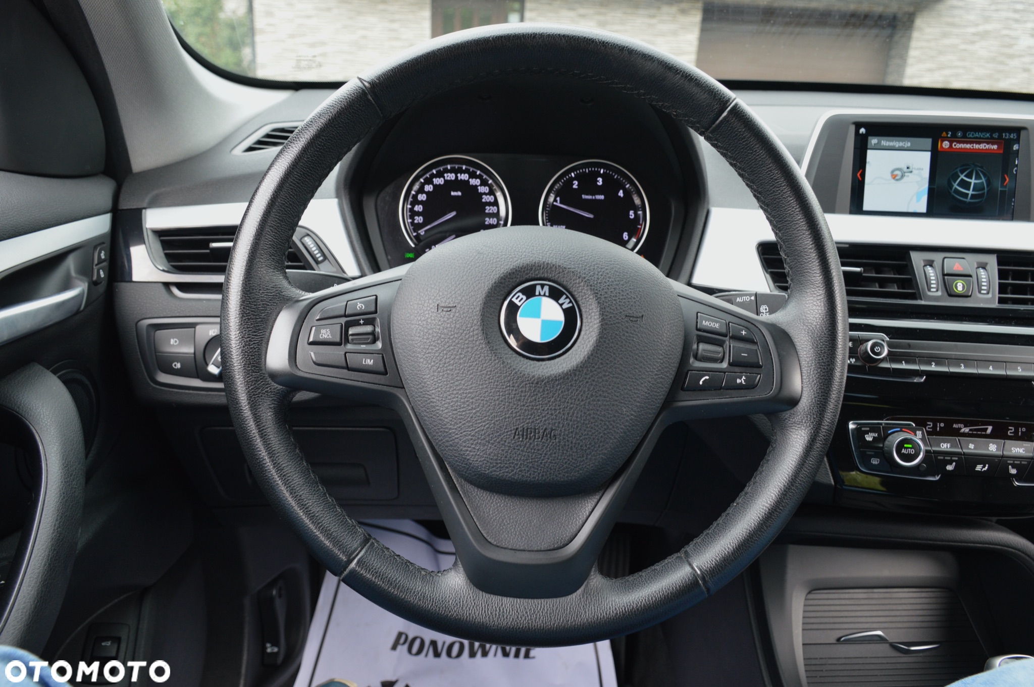 BMW X1 - 32