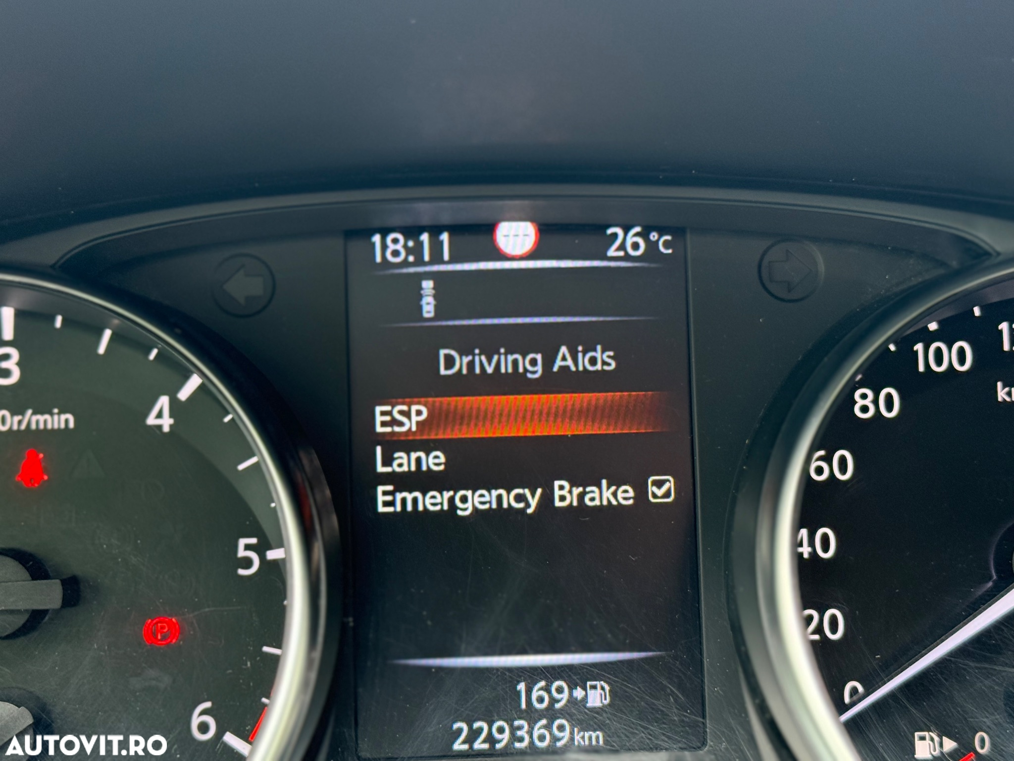 Nissan Qashqai 1.5 DCI Start/Stop Tekna - 24