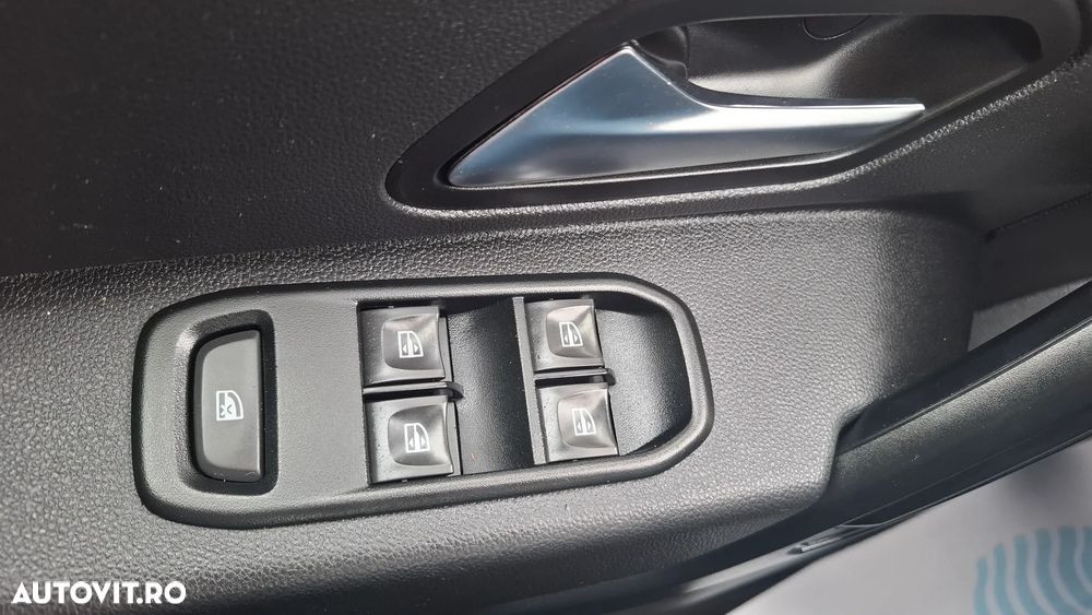 Dacia Duster 1.6 SCe Comfort - 25