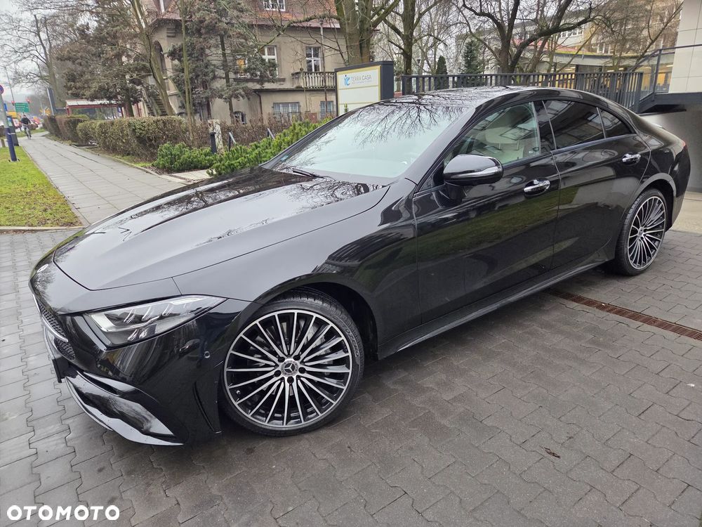 Mercedes-Benz CLS 300 d 4-Matic AMG - 6