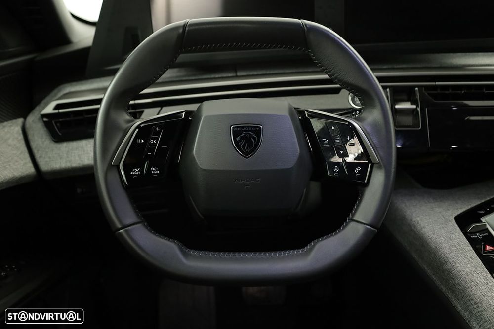 Peugeot 5008 1.2 Hybrid Allure e-DCS6 - 14