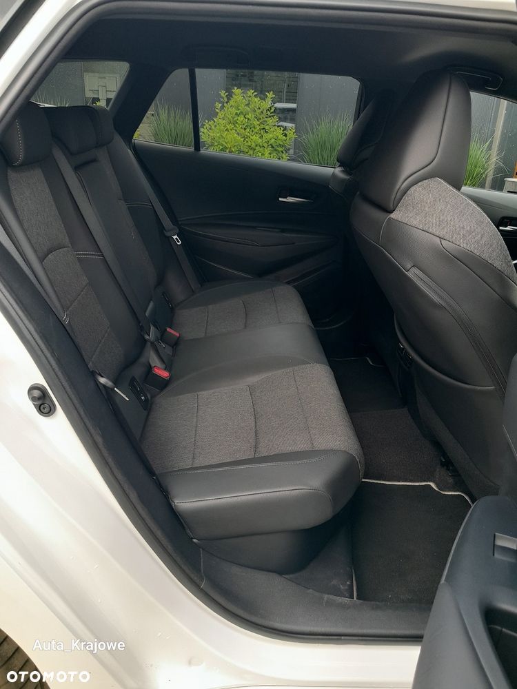Toyota Corolla 2.0 Hybrid Style - 31