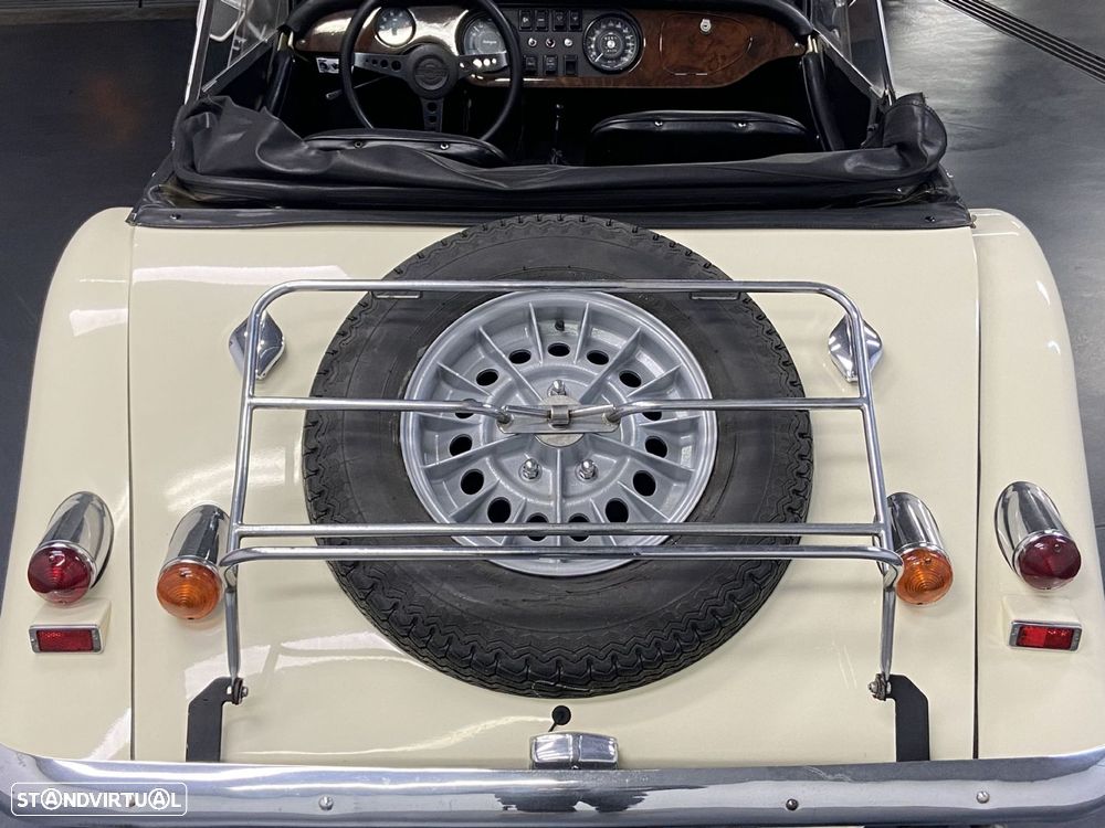 Morgan Plus 8 - 15