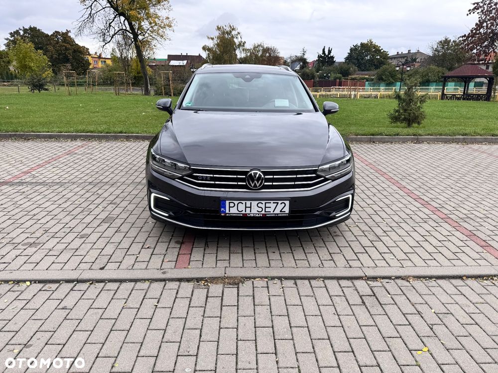 Volkswagen Passat Variant 1.5 e-Hybrid OPF DSG Business - 2