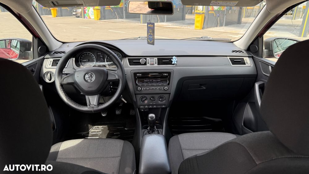 Skoda RAPID 1.6 TDI Active - 38