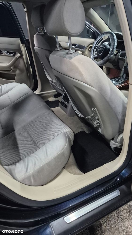 Audi A6 Avant - 11