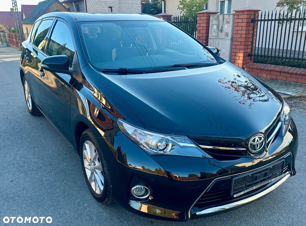Toyota Auris - 5