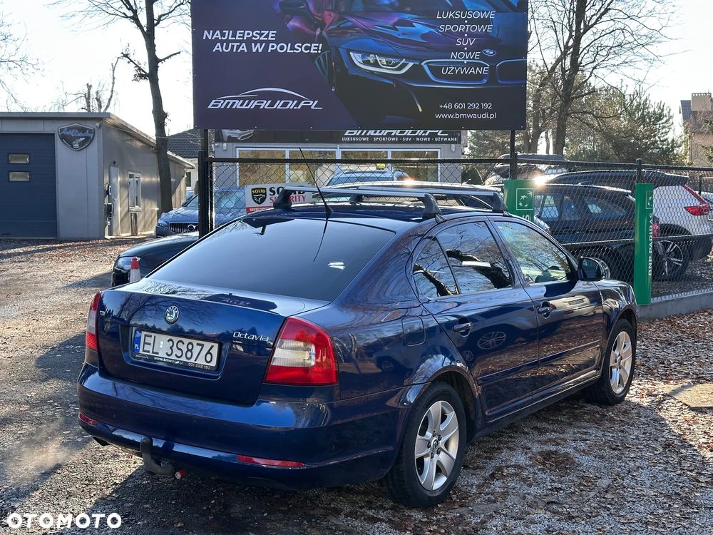 Skoda Octavia 1.6 TDI Ambiente DSG - 9