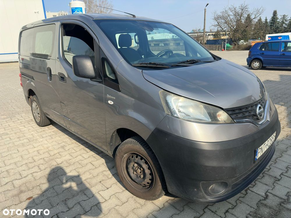Nissan NV200 - 2