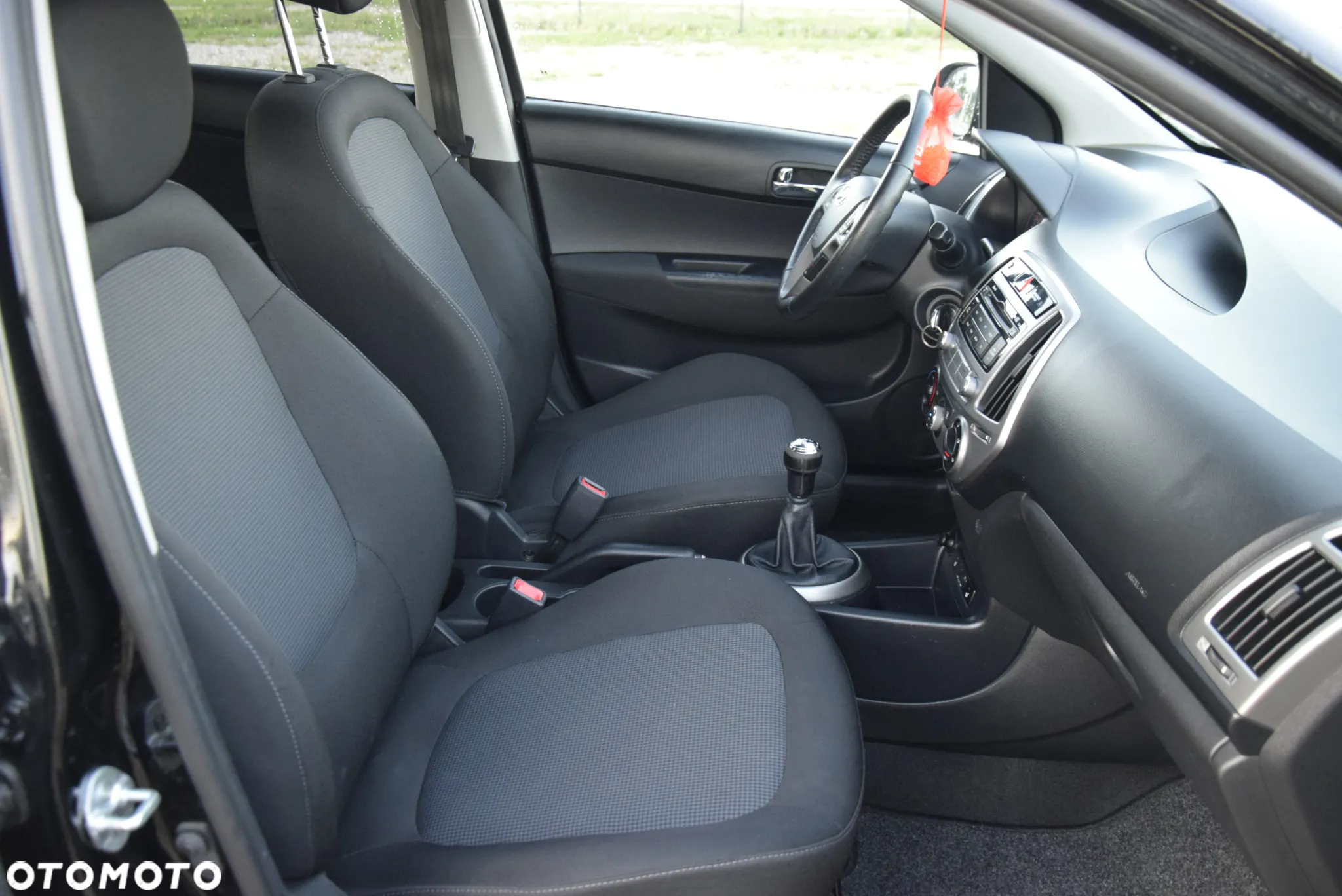 Hyundai i20 1.25 Wersja Jubileuszowa - 19