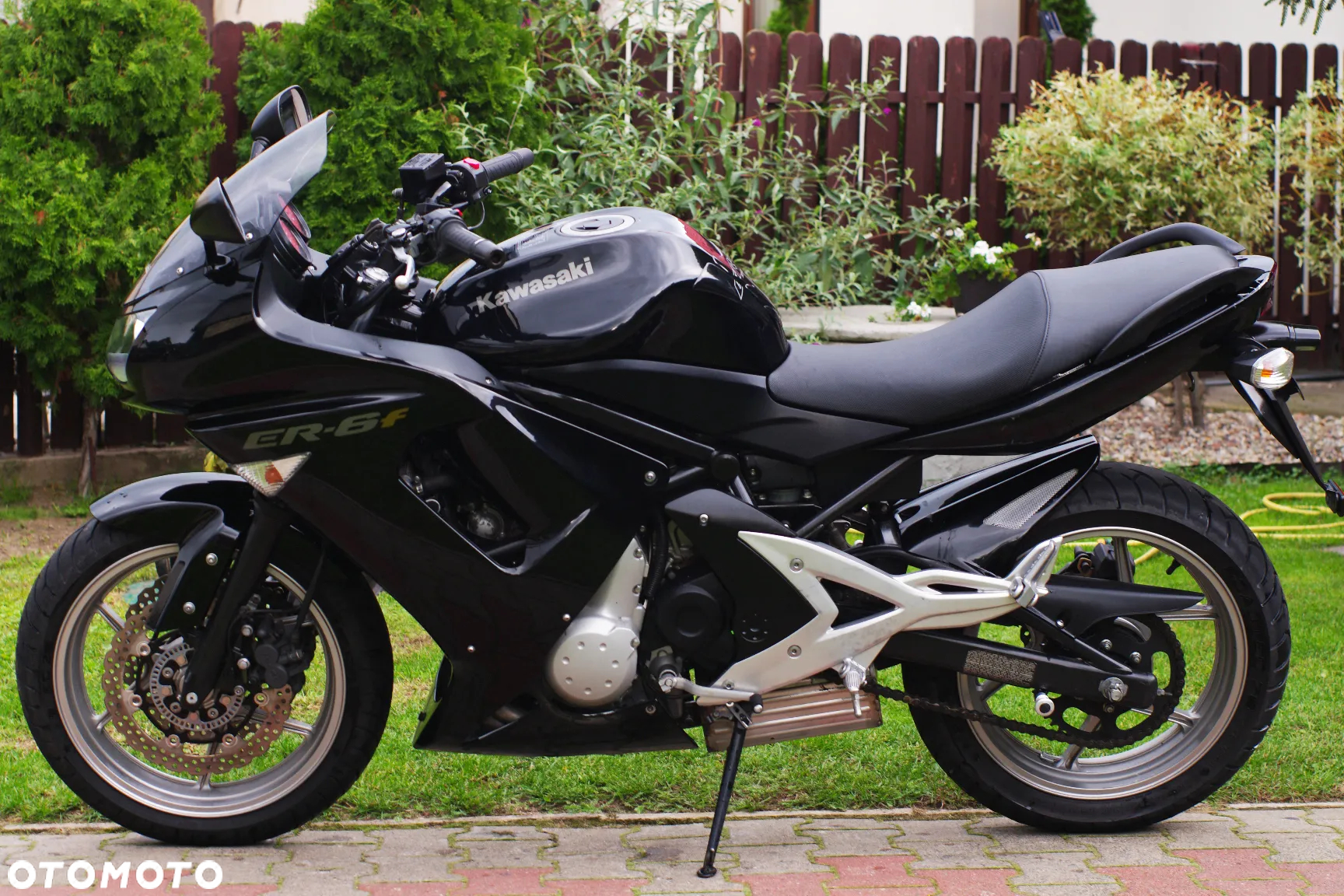 Kawasaki ER - 13