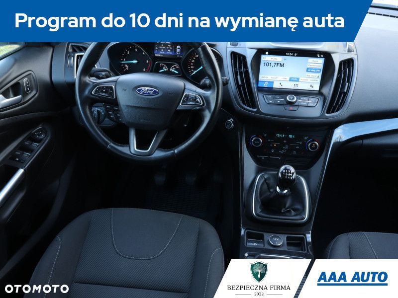 Ford Kuga - 9