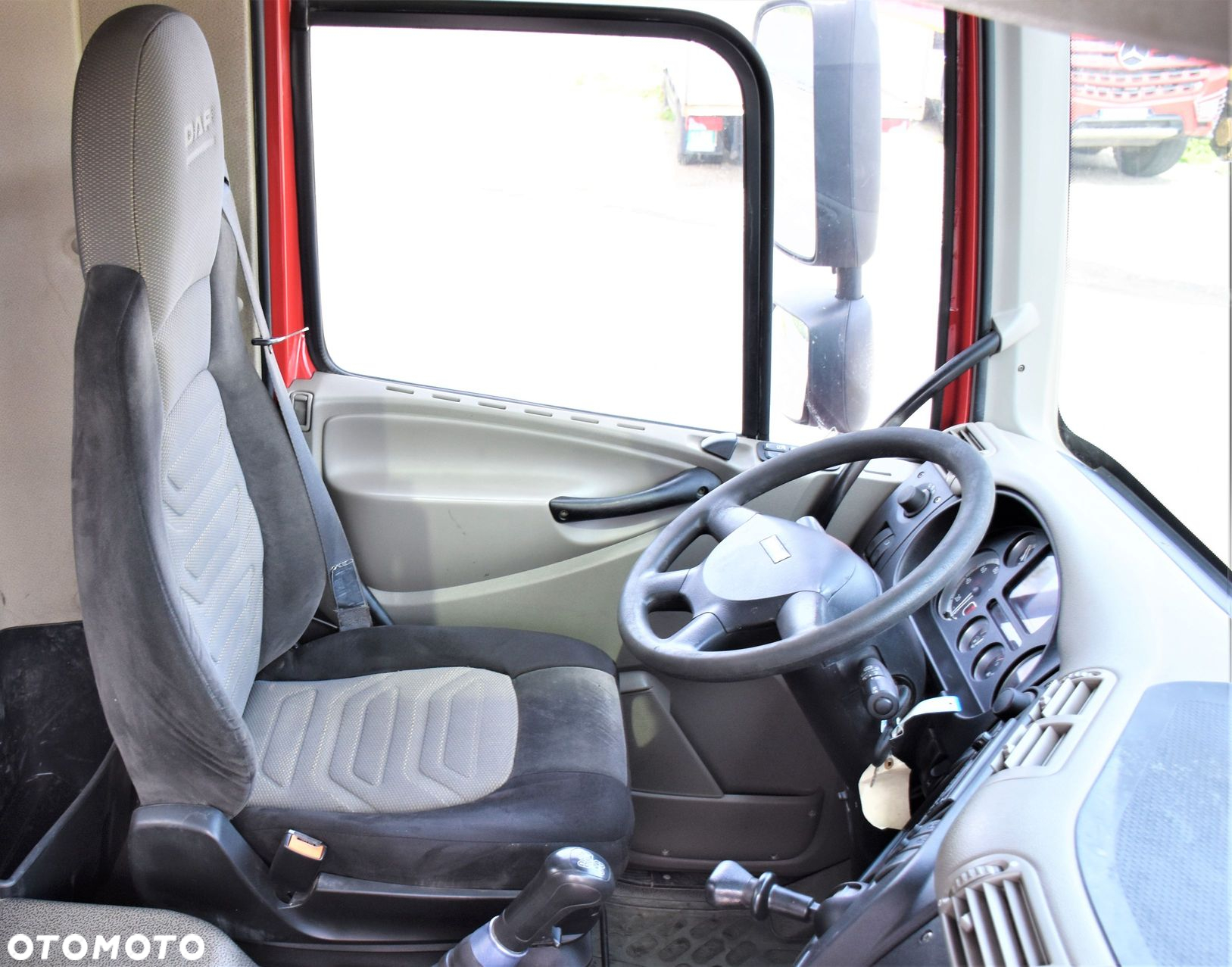 DAF CF 85.410 Skrzynia 6,80m + PK 18002-EHC+PILOT /8x4 - 12
