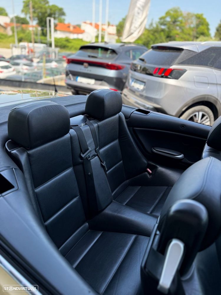 BMW 320 Ci Cabrio - 13