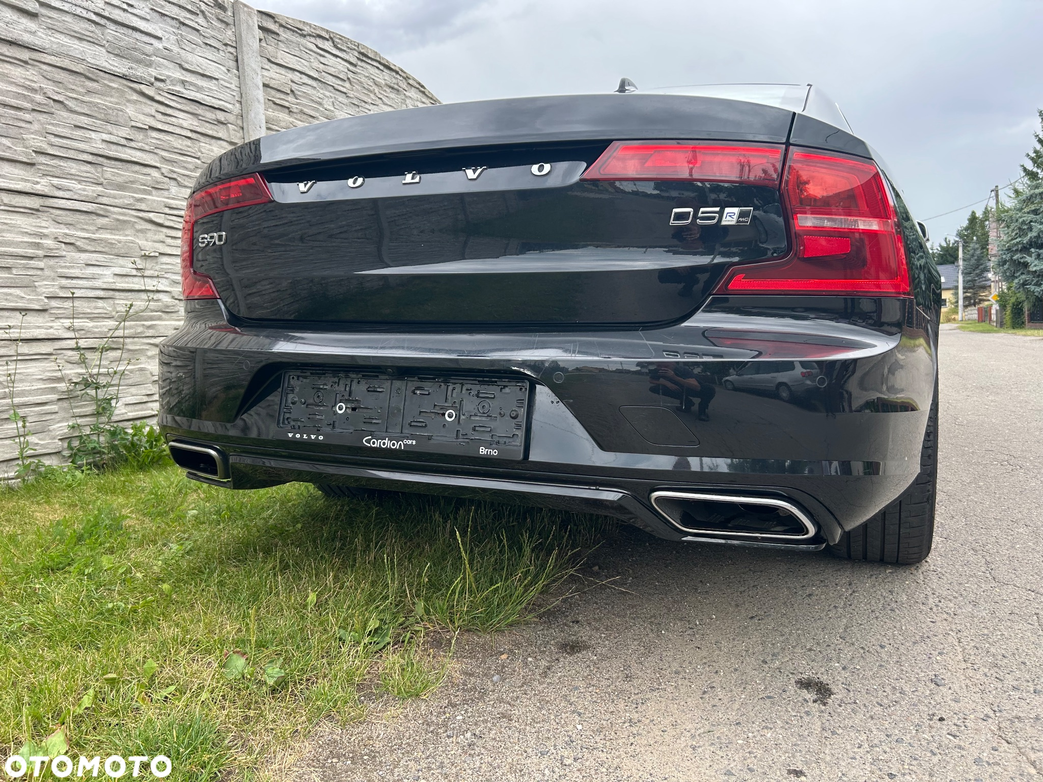 Volvo S90 D5 SCR AWD R-Design - 13