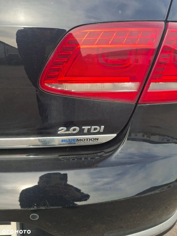Volkswagen Passat 2.0 TDI Comfortline DSG - 9
