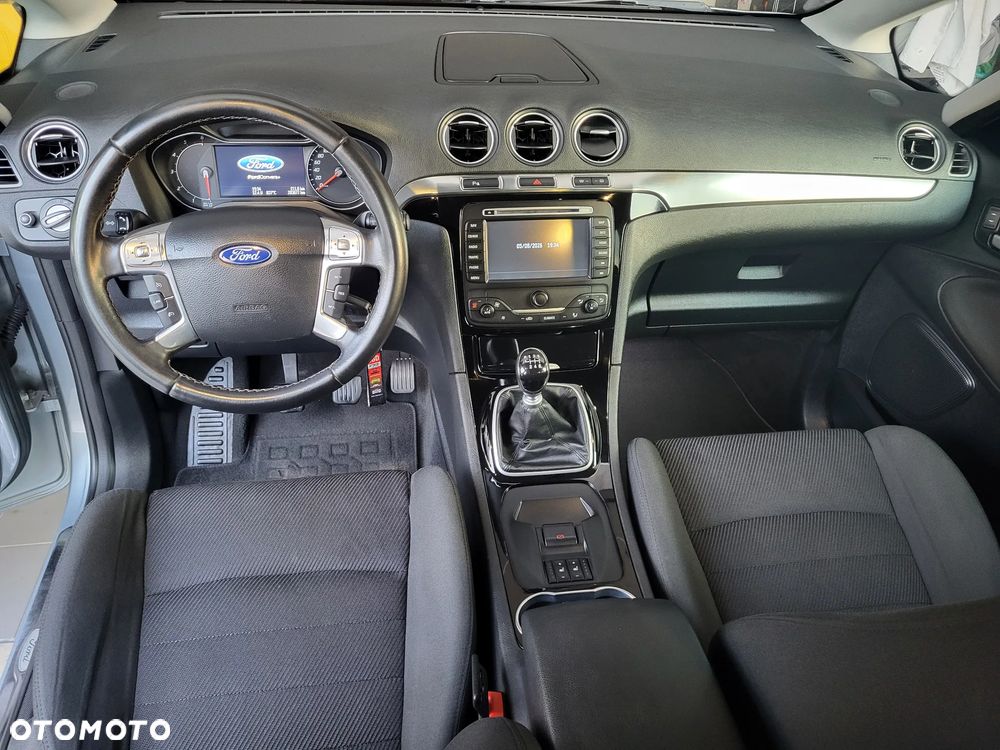 Ford S-Max 2.0 TDCi DPF Titanium - 34