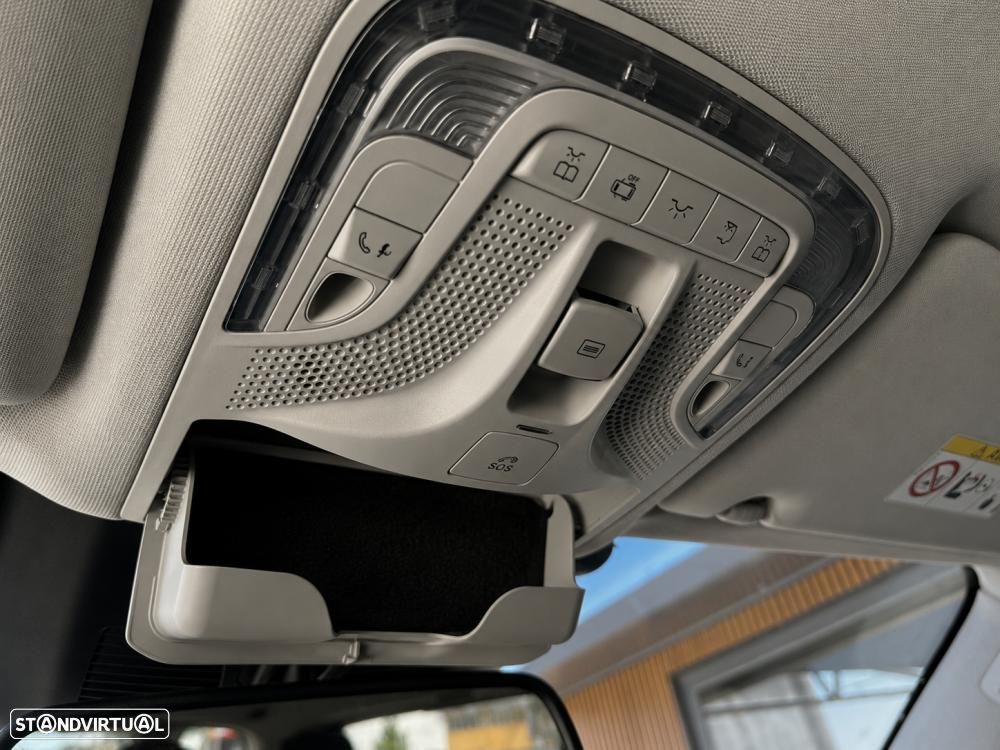Mercedes-Benz V 220 d Longo Avantgarde Aut. - 24