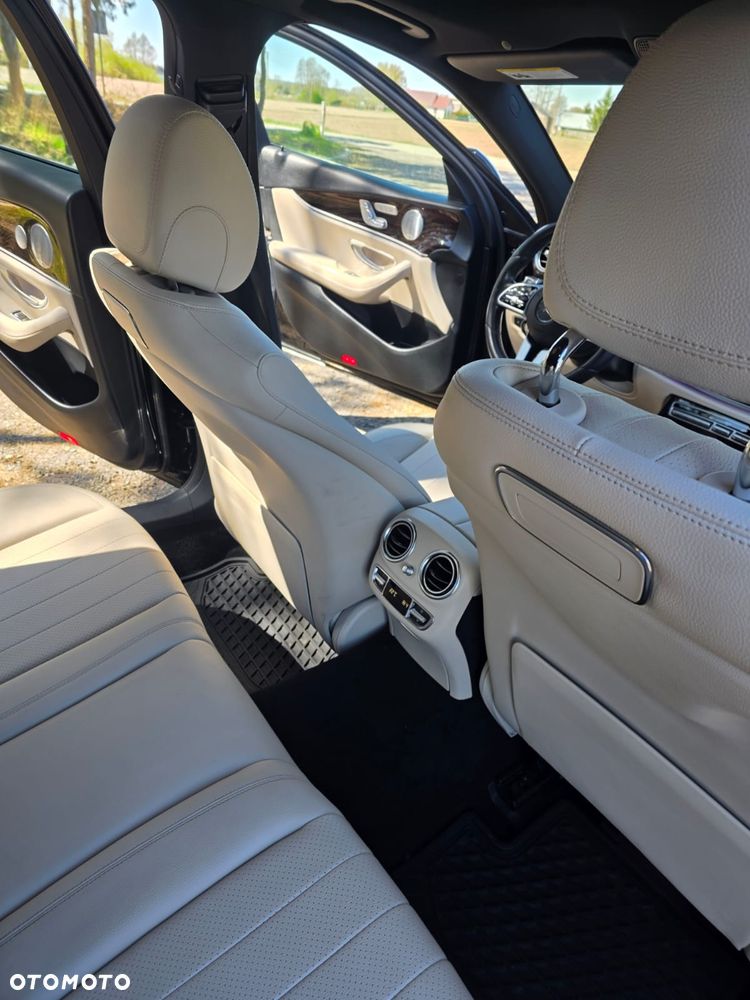 Mercedes-Benz Klasa E 450 4Matic 9G-TRONIC AMG Line - 21