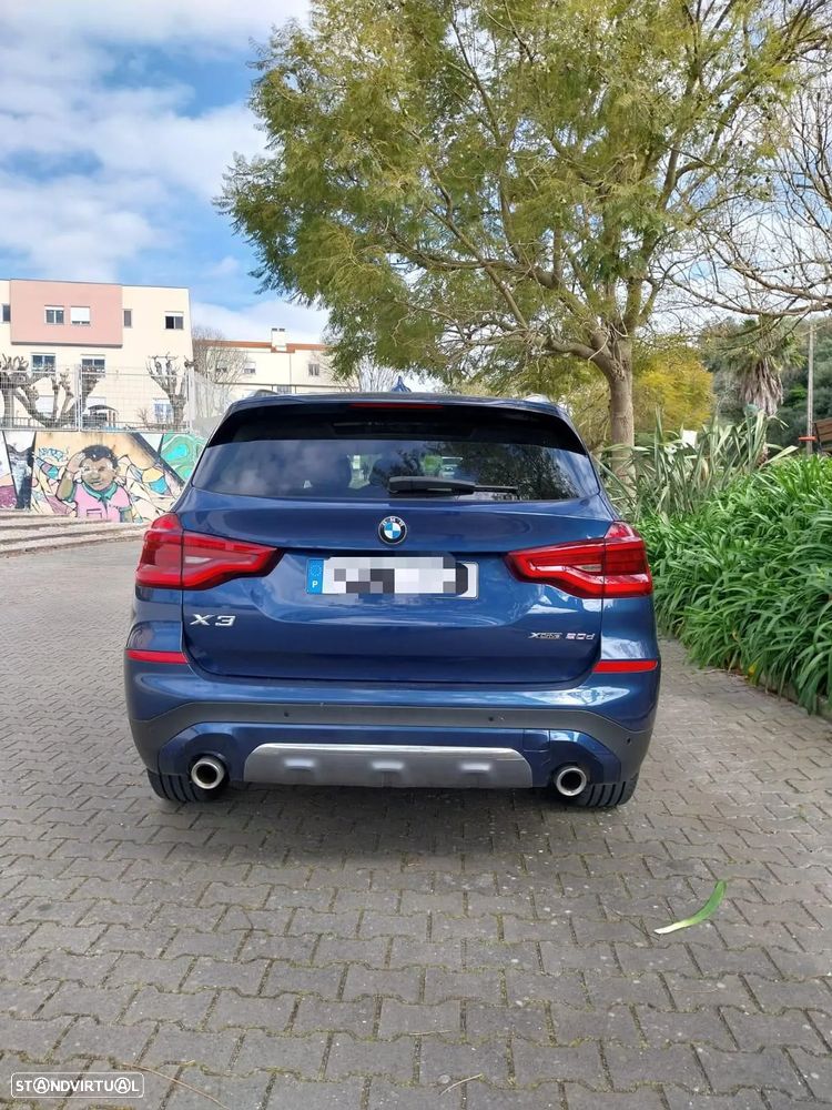 BMW X3 20 d xDrive Line Luxury - 8