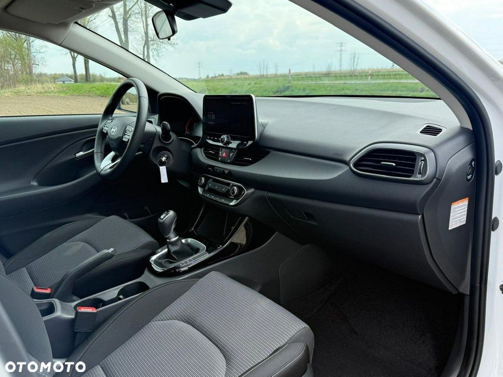 Hyundai i30 1.5 T-GDI 48V Smart - 15