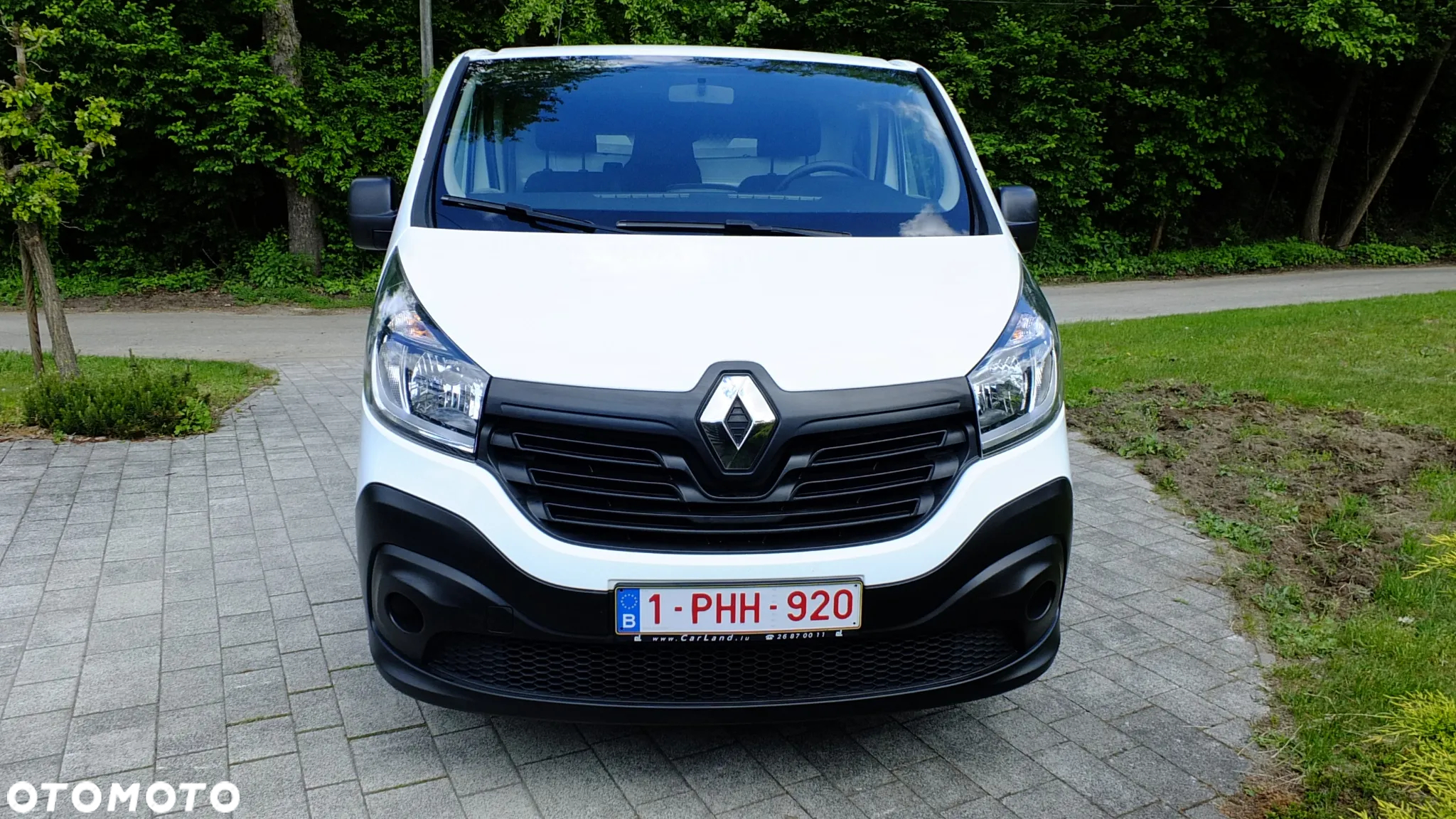 Renault Trafic - 2