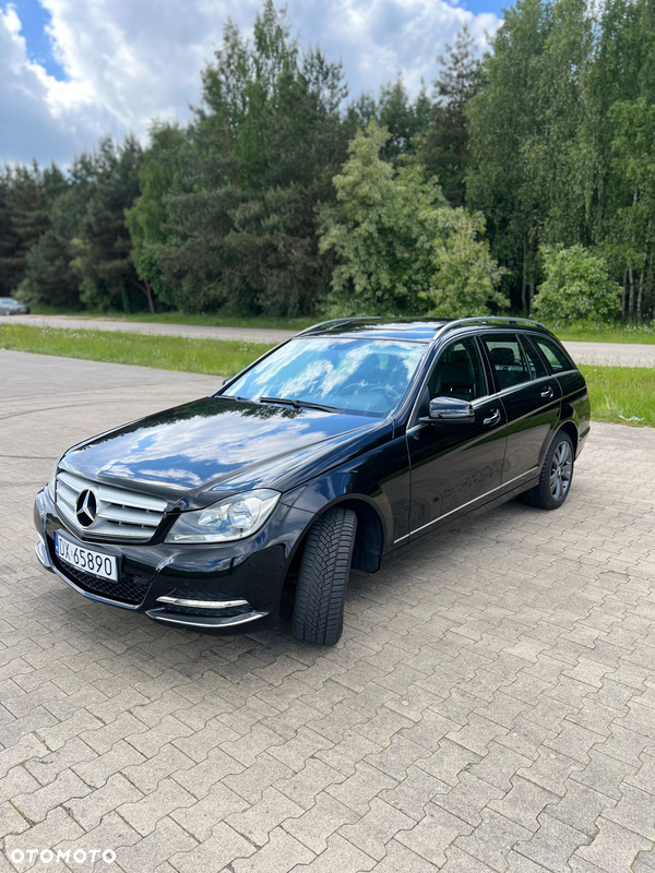 Mercedes-Benz Klasa C 180 T 7G-TRONIC Avantgarde Edition