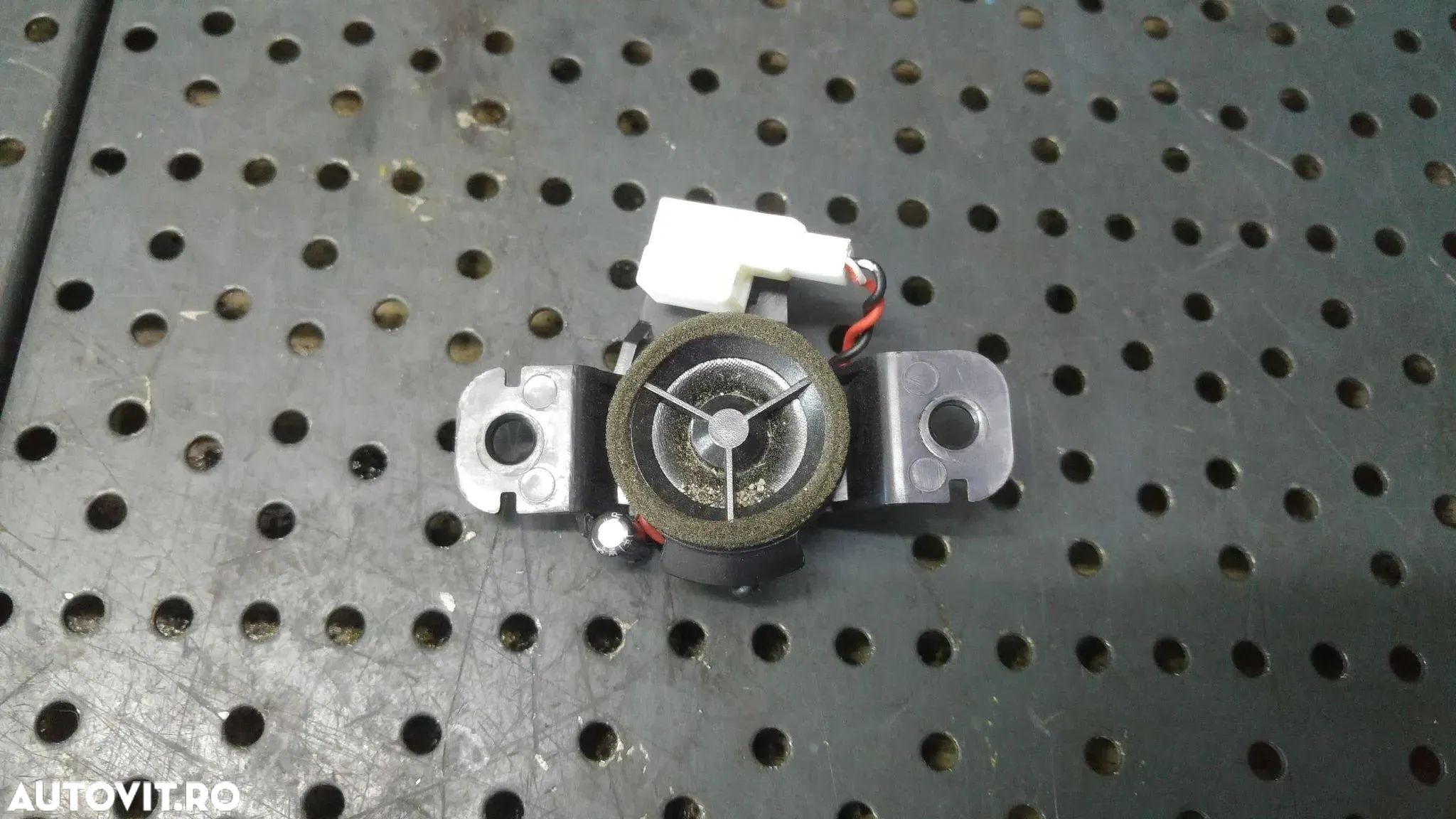 Boxa tweeter dreapta fata kia ceed 2 jd 96311a2000 - 1
