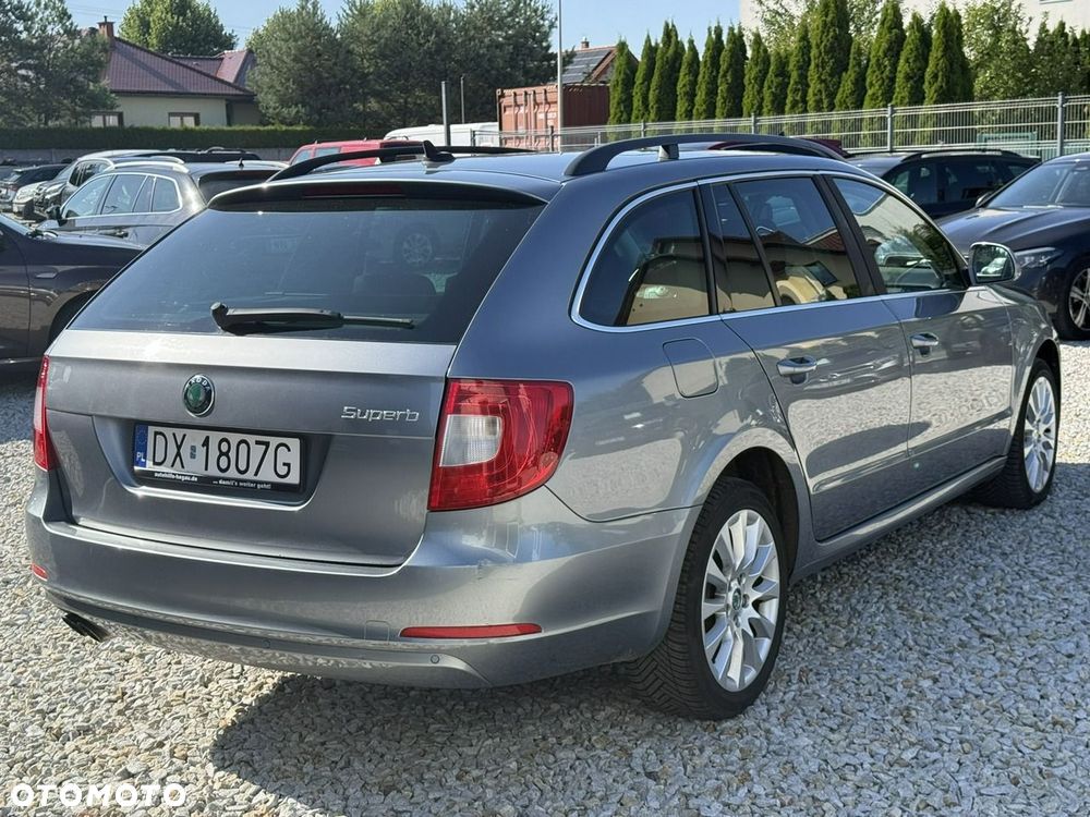 Skoda Superb 2.0 TDI Business DSG - 9