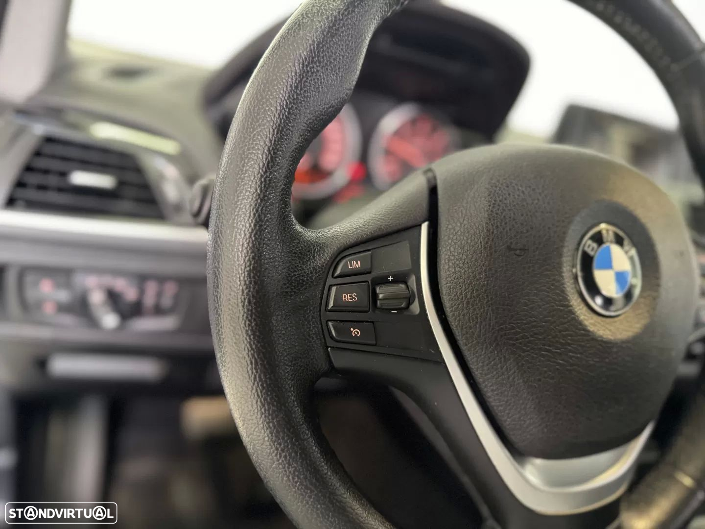 BMW 116 d Line Sport Auto - 27