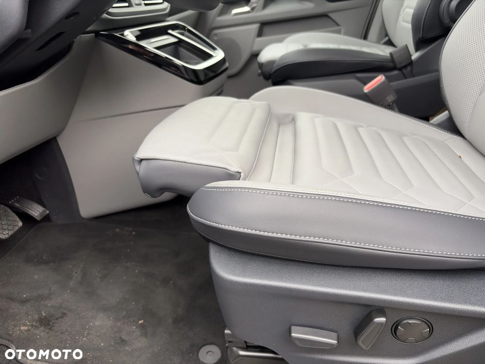 Ford Tourneo Custom 2.0 EcoBlue 320 AWD L2 Titanium - 16