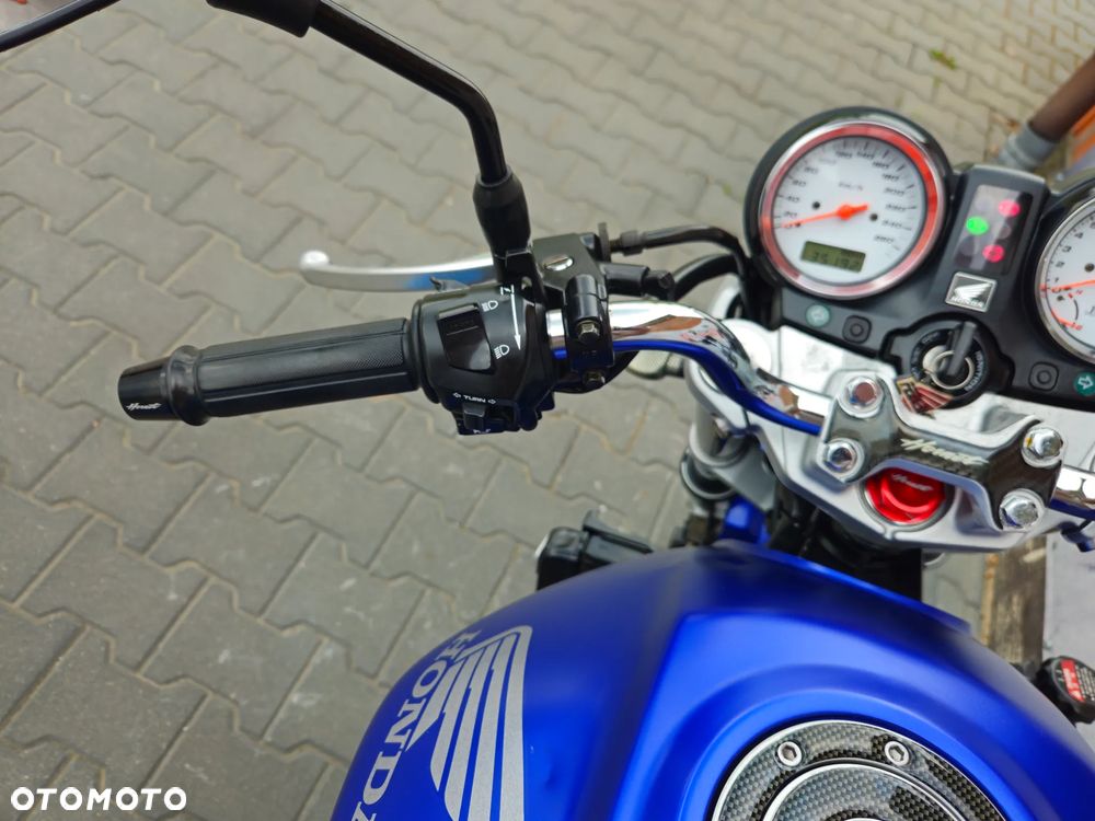 Honda CB - 27