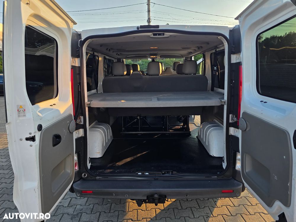 Opel Vivaro - 8