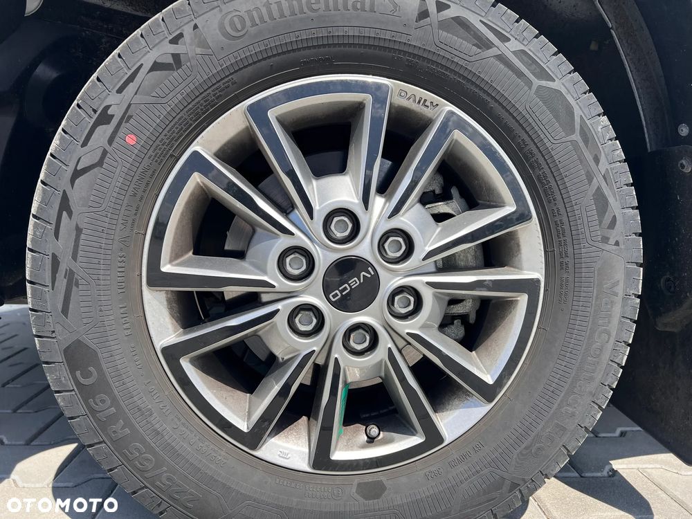 Iveco W CENIE PRZEGLĄDY EKSPOATACYJNE 4 LATA lub 300 000 km !!! - 40