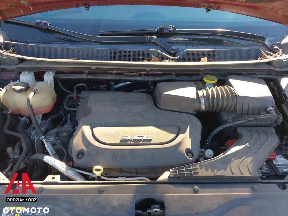 Chrysler Pacifica - 11