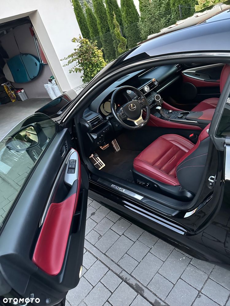 Lexus RC 200t / 300 F Sport - 14