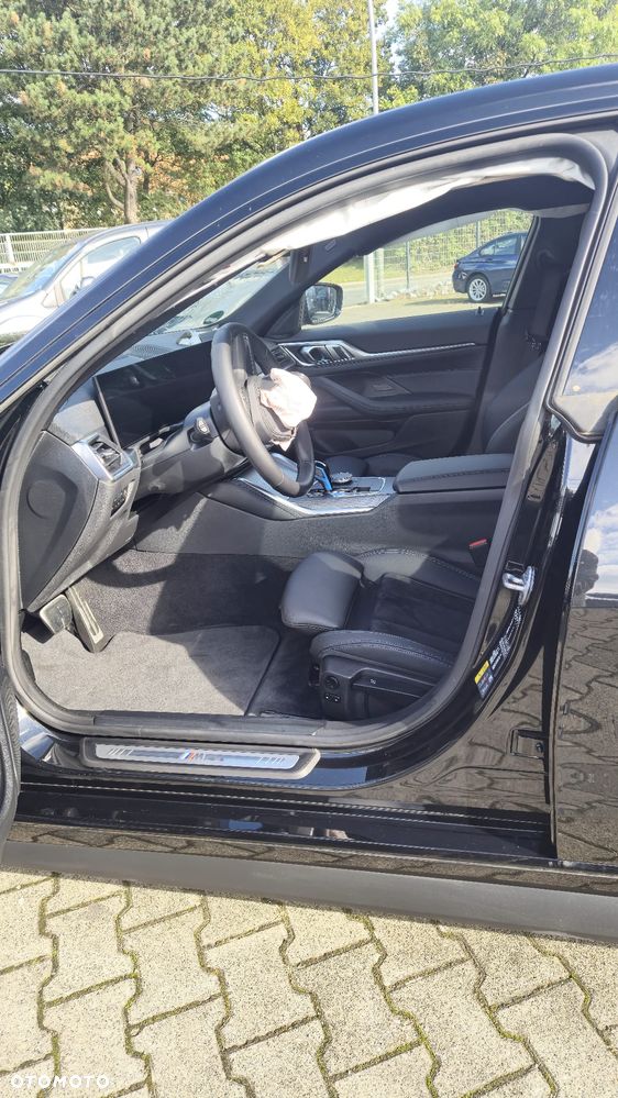 BMW i4 eDrive35 Gran Coupe M Sport - 15