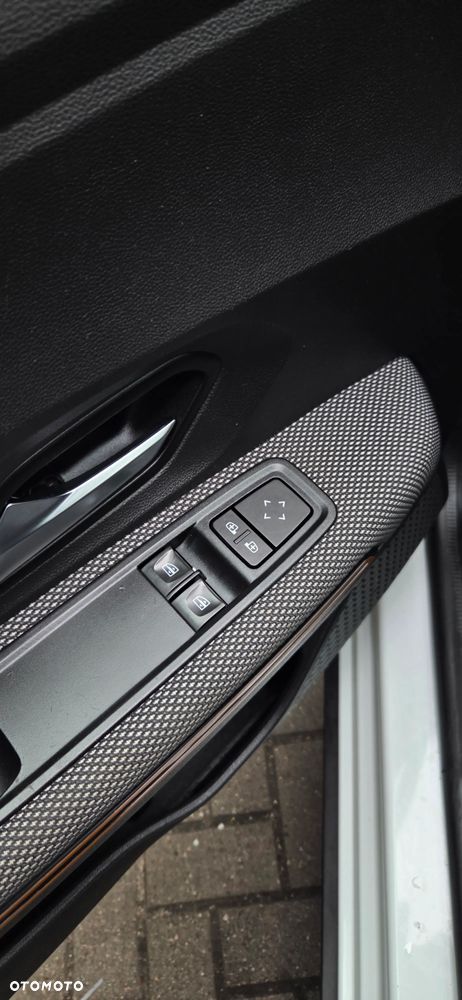 Dacia Sandero Stepway 1.0 TCe Laureate S&S - 24