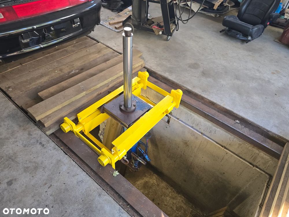 podnośnik kanałowy 11t - 9