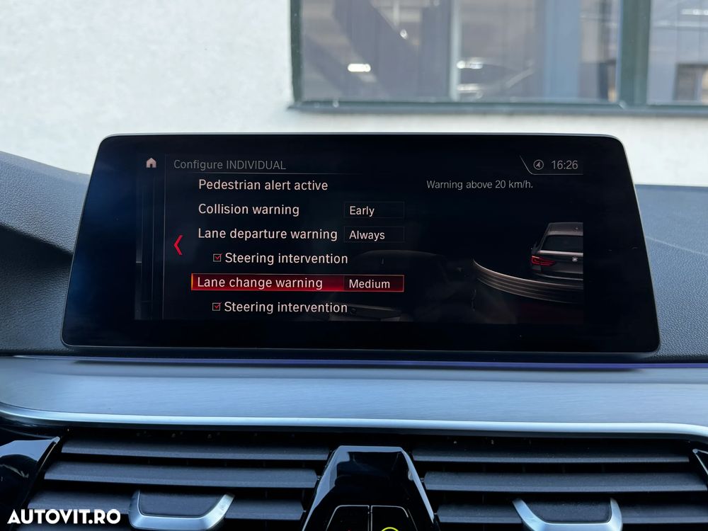 BMW Seria 5 M550d xDrive Aut. - 24