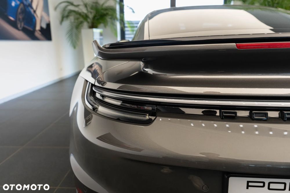 Porsche 911 Turbo S - 37