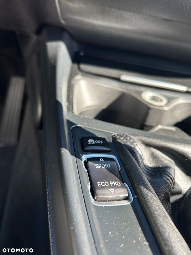 BMW Seria 1 118d - 14