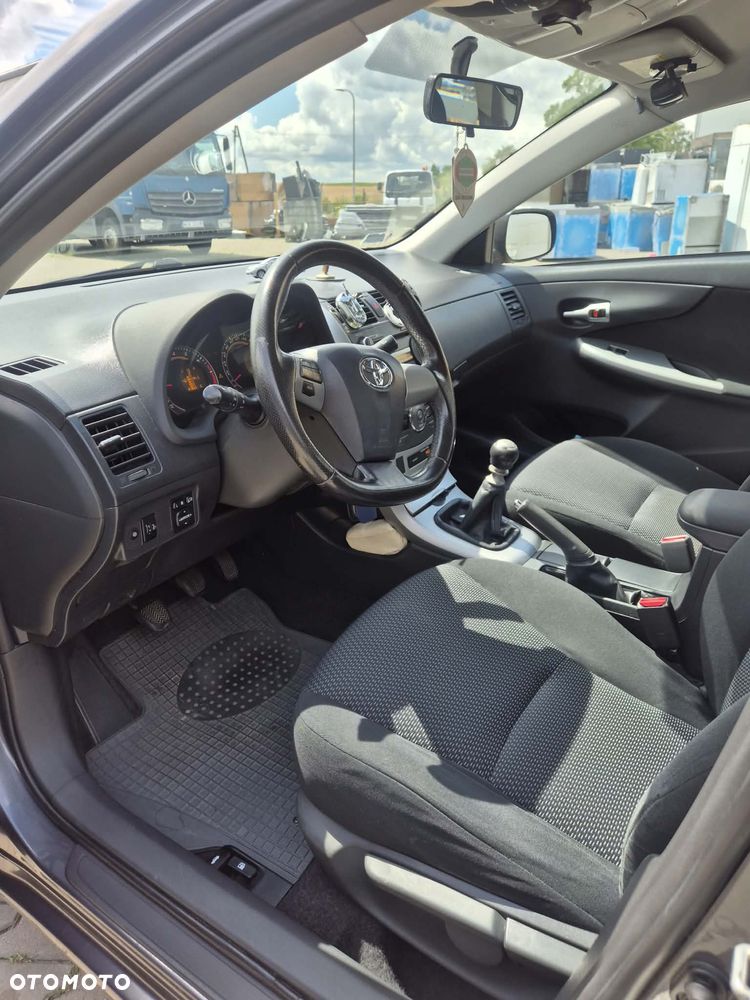 Toyota Corolla 1.6 2010 - 6