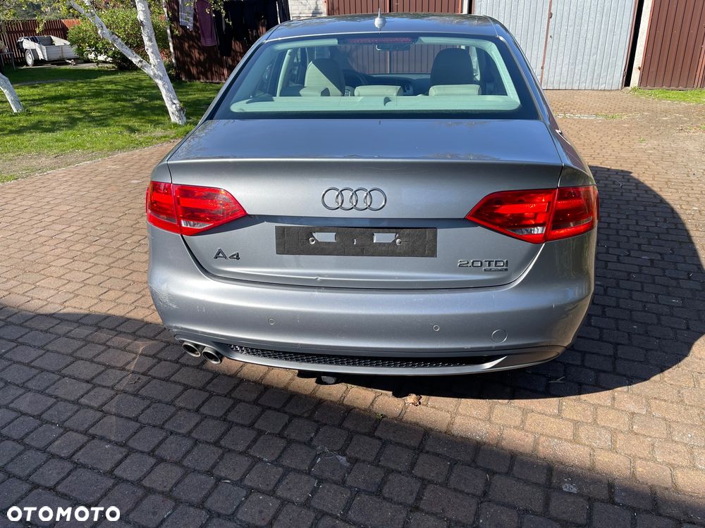 Audi A4 Limousine 2.0 TDI DPF quattro S line Sportpaket (plus) - 7