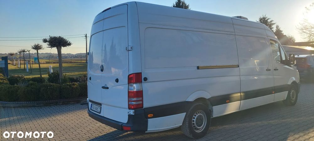 Mercedes-Benz Sprinter - 3